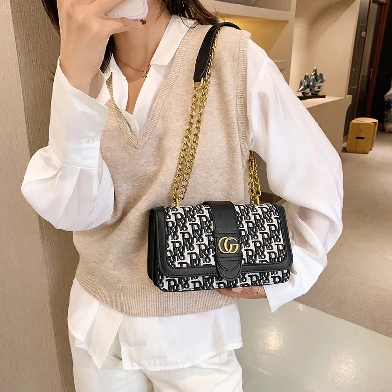 Luxury Leather Lady Sling Chain One Shoulder Messenger Bag Handbag