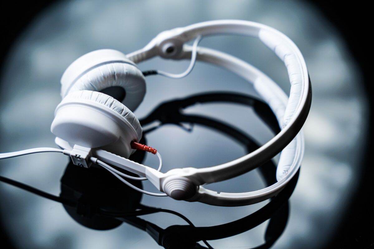 Sennheiser HD-25 Blue On-Ear ENG Headphones