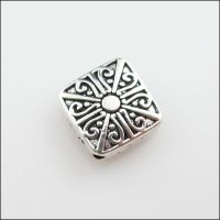 20Pcs Tibetan Silver Color Flower Square Spacer Beads Charms 10mm