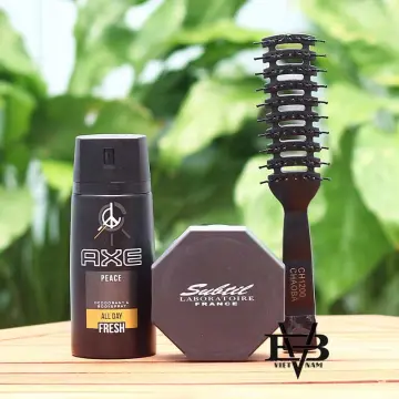 Sáp vuốt tóc Axe - Sáp vuốt tóc nam Axe giúp bạn tạo nên một kiểu tóc đẳng cấp và lôi cuốn. Không chỉ giữ nếp tóc lâu mà còn tạo ra một độ bóng rất đẹp. Sản phẩm này sẽ giúp bạn tự tin hơn nhiều khi ra đường. Cùng xem hình ảnh để tìm hiểu thêm về sản phẩm này!