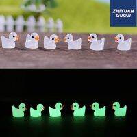 zhiyuanguoji 10pcs MINI Luminous Resin เป็ดเรืองแสงในเครื่องประดับขนาดเล็กขนาดเล็กเล็กๆน้อยๆสำหรับ DIY สวนตุ๊กตาเป็ดอุปกรณ์เสริม