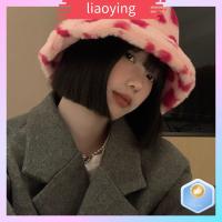 LIAOYING รักหัวใจ หมวกทรงถัง หนาขึ้น ตุ๊กตาผ้าพลัฌ หมวก Cloche แฟชั่นสำหรับผู้หญิง นุ่มอบอุ่น หมวกฤดูหนาวหมวก สำหรับผู้หญิง