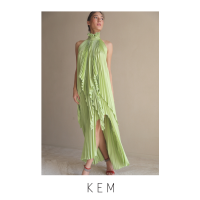 Kemissara Bow Ruffle Neck Open Back SET (Top &amp; Skirt) - New Green Tea Green ชุดพลีตผู้หญิงไหล่ลํ้า Ruffle ที่คอ ชุดผ้าพริ้วปล่อยสบาย