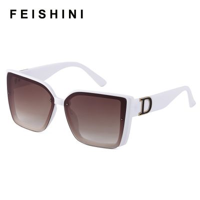 FEISHINI D แว่นตากันแดดโอเวอร์ไซส์สีขาวอินเทรนด์ผู้หญิงแฟชั่นส่วนตัวเลนส์สีอ่อนเซ็กซี่ UV400แว่นตาผู้หญิงย้อนยุค