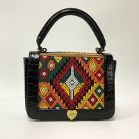 WelcomeWinter กระเป๋าหนังแท้ผสมผ้าไทย รุ่น Lady Black Size 24 x 19 x 9.5 cm.