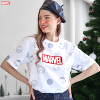 VATANA - เสื้อยืดคอกลม สีขาว พิมพ์ลาย MARVEL CHIBI ALLOVER | Unisex T-shirt