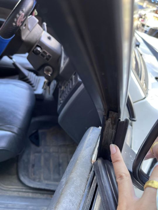 ยางประตูร่องกระจกรถยุโรป-g037-เว้าลึกหนา-ยางขอบกระจก-ยางสักหลาดขอบกระจกรถประตู-ยางรีดน้ำยาว2-20ม-คิ้วขอบกระจกรถยนต์-ส่งไว-farmertool