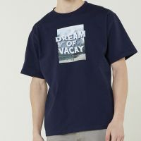 TWENTYSECOND เสื้อยืดแขนสั้น LETS GO LIVING รุ่น Dream of Vacay - กรม / Navy