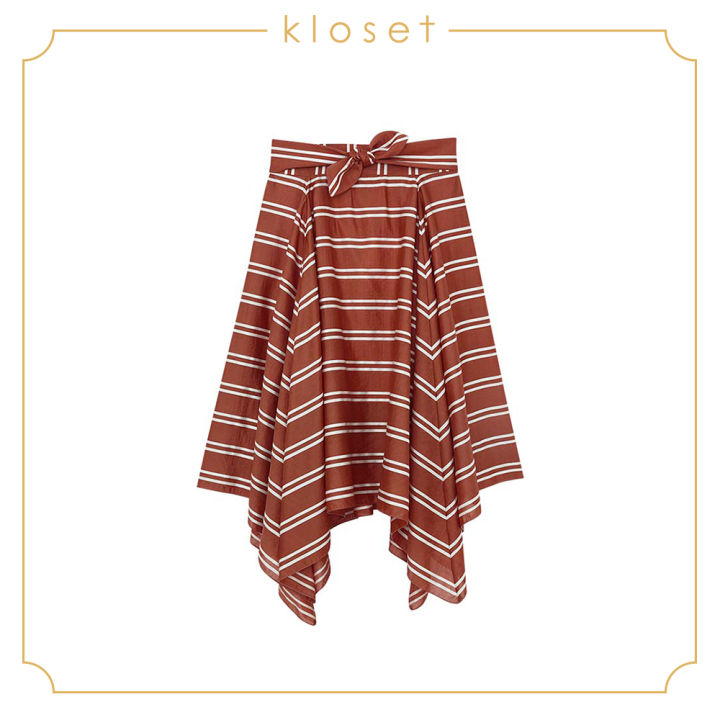 kloset-striped-asymmetric-skirt-ss20-s006-กระโปรงแฟชั่น-กระโปรงลายริ้ว-เสื้อผ้าแฟชั่น