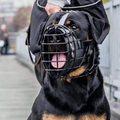 ตะกร้อสวมปากยุทธวิธีสำหรับสุนัข Malinois En รีทรีฟเวอร์เยอรมันเชพเพิร์ตโดเบอร์แมนตะกร้อฝึกสุนัขร็อทไวเลอร์ J09