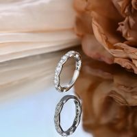 ATTAGEMS New in D Color VVS1 Real Moissanite Ring for Women 925 Sterling Silver Pure Gold Ring Wedding Band Fine Jewelry Travel