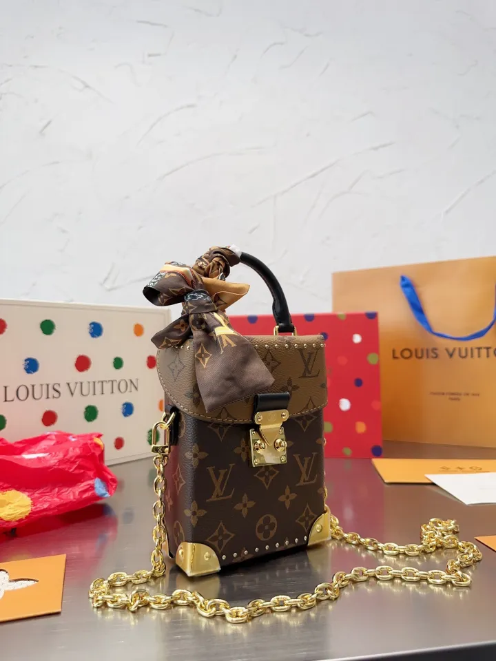 Genuine Louis Vuitton gift box + bag , Excellent
