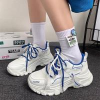 รองเท้าทรงคุณพ่อผู้หญิง 2023 รองเท้ากีฬาตาข่ายระบายอากาศแบบใหม่ฤดูร้อนแมทช์ลุคง่าย ins รองเท้าลำลองผู้หญิงพื้นหนาอินเทรนด์