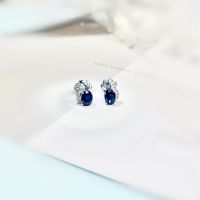 Sapphire Diamond Earrings ต่างหูเพชรแชฟไฟร์ ต่างหูพลอยไพลินธรรมชาติสีน้ำเงิน ประดับเพชรแท้ ตัวต่างหูทองขาว18k