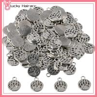 LUCKY HAIRACC 100Pcs โลหะผสมอัลลอยด์ จี้รูปอุ้งเท้าหมี 0.71x 0.58นิ้ว รูปร่างอุ้งเท้าหมี เครื่องรางโลหะกลวงขนาดเล็ก อุปกรณ์เสริมที่มีประโยชน์ จี้รอยเท้าสัตว์อัลลอย สาวๆ