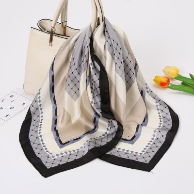 [COD] Womens retro silk scarf 2022 new style matching geometric stitching and 70CM square FJ049