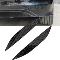 2Pcs Car Styling Honeycomb Tail Rear Fog Light Cover Trim Sticker Honeycomb Rear Bumper Reflective Sticker for VW Golf MK7 7R/Rline 2014-2018 Rear Bumper Strips