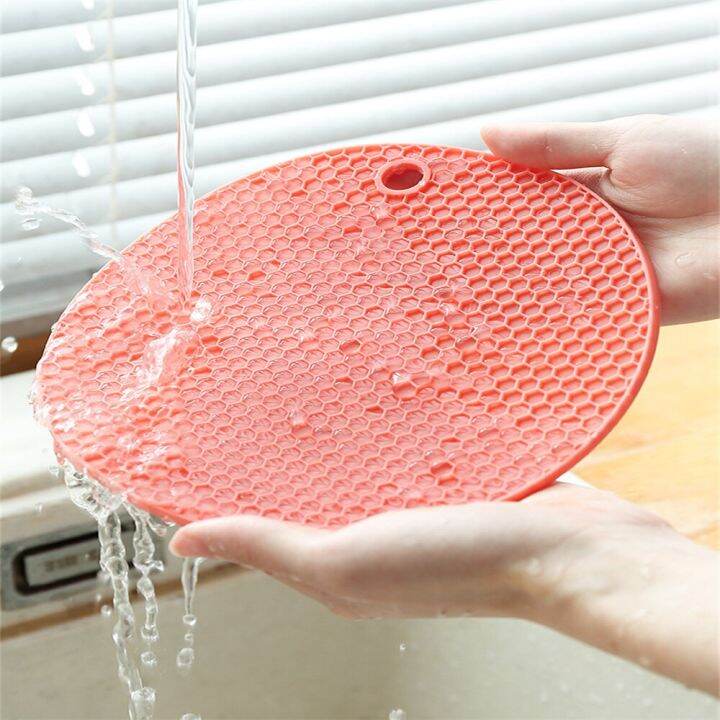 silicone-insulation-mat-round-heat-resistant-silicone-non-slip-heat-resistant-pot-holder-table-silicone-mat-kitchen-accessories