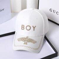 Boy London ในยุโรปและสำหรับทั้งหญิงและชายนกอินทรีหมวกเบสบอลเราถักหมวกฮิปฮอปคู่รักเพื่อเดินทางกระเป๋าหมวกกันแดดจดหมายสามารถปรับเปลี่ยนได้สไตล์เกาหลีแท้