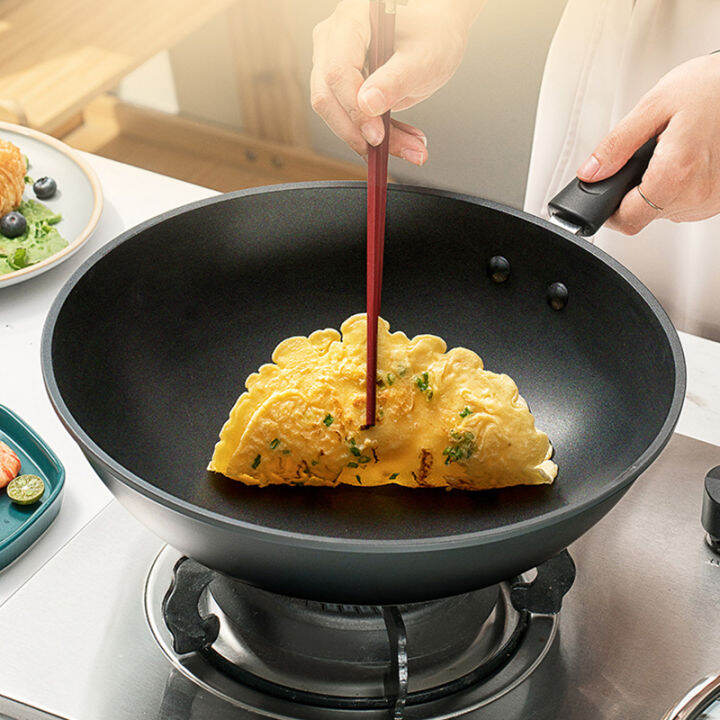 Nonstick wok, domestic wok, gas stove, open flame, special wok