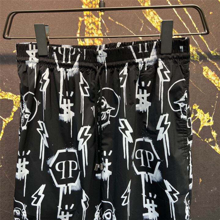 summer-2022-mens-shorts-full-skull-print-beach-shorts-casual-pants