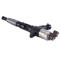 Car Diesel Common Rail Injector Diesel Injector Nozzle 095000-5550 for Hyundai County Excavator 33800-45700