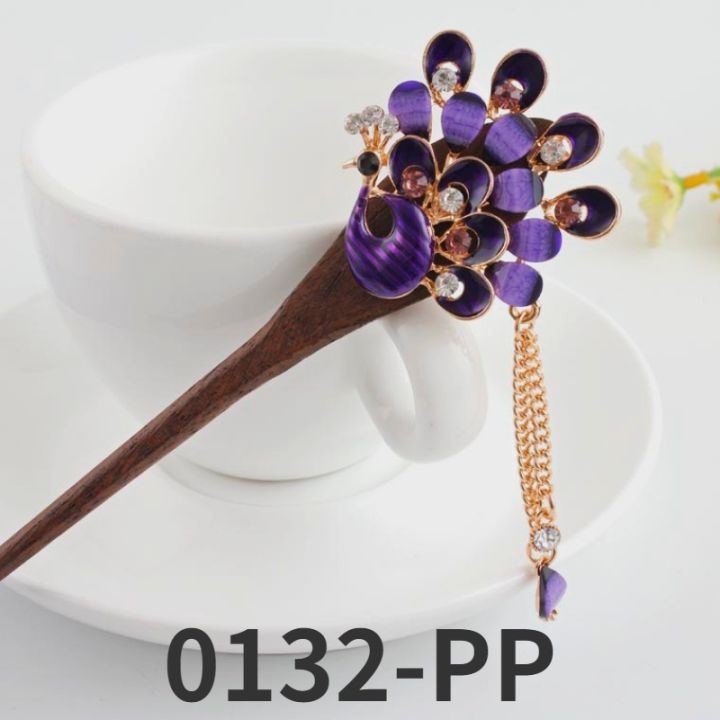 retro-style-classic-national-style-hairpin-step-shaking-handmade-wooden-hairpin-curling-tassel-exquisite-headdress