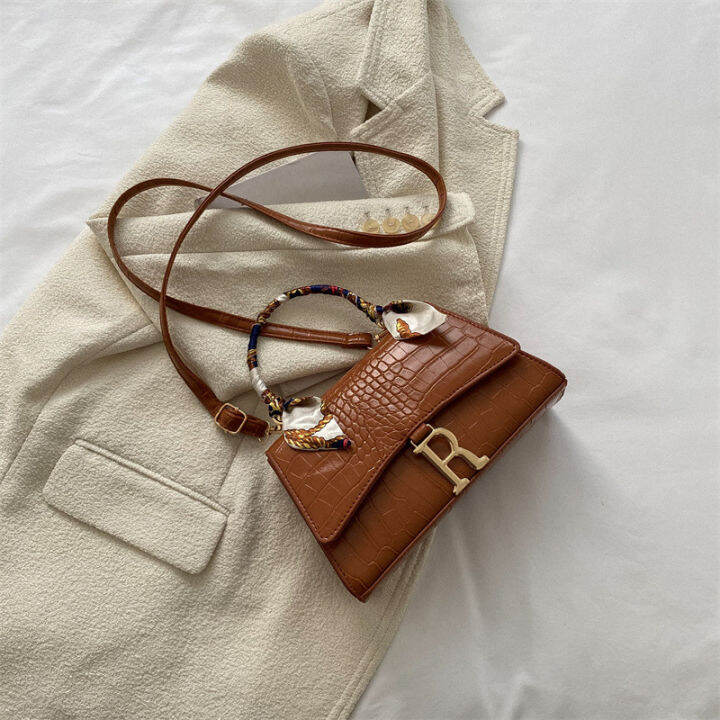 new-trendy-small-bags-womens-2023-new-fashion-portable-small-square-bag-simple-casual-shoulder-bag-women