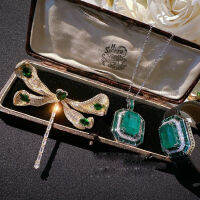 ต่างหูผู้หญิง Hot2023 Columbia สร้อยข้อมืออัญมณี Vintage Plated 18K Gold Malachite Green Zircon Dragonfly Brooch