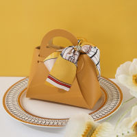 Leather Yellow Gift Bags with Ribbon Candy Boxes Packaging Pink Boxes Lipgloss Cosmetic Gift Box Wedding Gifts for Guests