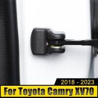 ตัวล็อกประตูรถยนต์แบบนูน4ชิ้นตัวล็อกประตูจุกปิดตัวล็อกสำหรับ Toyota Camry 70 XV70 2018-2021 2022 2023