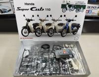 FUJIMI 1/12 Honda Super Cub 110 Metalic Green (โมเดลรถจักรยานต์ Model DreamCraft)