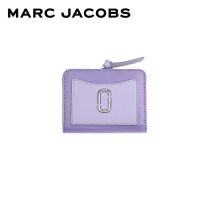 MARC JACOBS THE UTILITY SNAPSHOT MINI COMPACT WALLET FA23 2F3SMP062S07540 กระเป๋าสตางค์