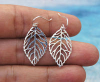 Nice leaf earrings dangle sterling silver beautiful gift ใบไม้สวยงาม ห้อยตำหูเงินสเตอรลิงซิลเวอรใช้สวยของฝากที่มีคุณค่า ฺชาวต่างชาติชอบมาก