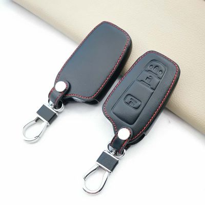 ℗✈❏ Leather Key Case For Toyota Prius 20 Rav4 Camry 70 Chr C-HR Corolla 3Button Remote Key Holder Cover 2018 2019 2020 Accessories
