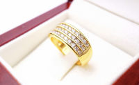 S.R.แหวนทองเพชรสวิสเซอร์แลนด์น้ำ100 เพชร 3 แถว พร้อมใบรับรองสินค้า เคลือบทองคำแท้100%p