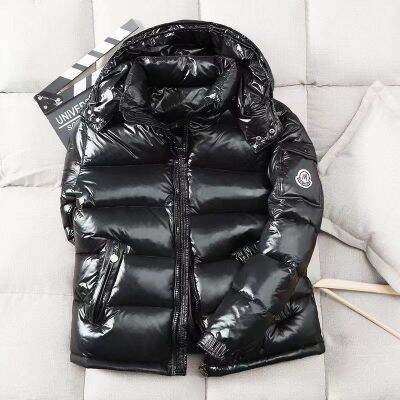 Monclerโทเคสเสื้อขนเป็ดใบหน้าที่สดใสเป็นชุดที่น่ารักสำหรับผู้ชายและผู้หญิงเพิ่มไขมันผู้ชายมากขึ้นเสื้อโค้ทขนาดพลัสไซส์ระหว่างประเทศระดับสูง