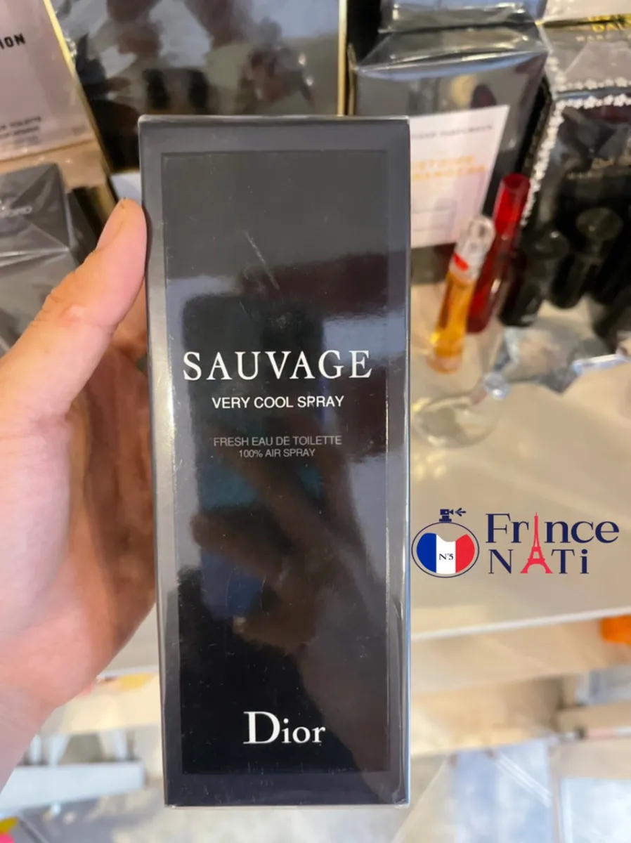 Dior Sauvage Very Cool Spray  Eau de Toilette tester with cap   Makeupstorecoil
