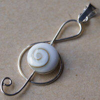 Musical note exotic lovely earring dangle Shiva eye จี้ตัวโน็ตดนตรี เท่ห์มาก สวยแปลกตา สวยมาก น่ารัก พระศิวะตา