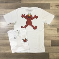 Uniqlo เสื้อยืด x KAWS - ELMO EDITION - Can COD