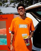 Vending Machine Dollar Tee (สีส้ม / Tangerine)  Unisex