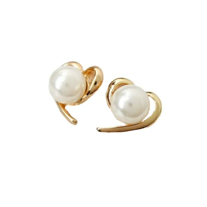 trendy-small-accessories-chic-love-earrings-minimalist-stud-earrings-elegant-pearl-earrings-stylish-womens-earrings