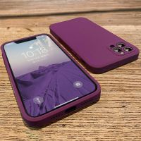 Floveyoo เคสซิลิโคนของเหลวสำหรับ iPhone 14 13 11 12 Pro Max เคสโปรเจ็กเตอร์ขนาดเล็กสำหรับ iPhone XR MAX XR X 7 8 PLUS