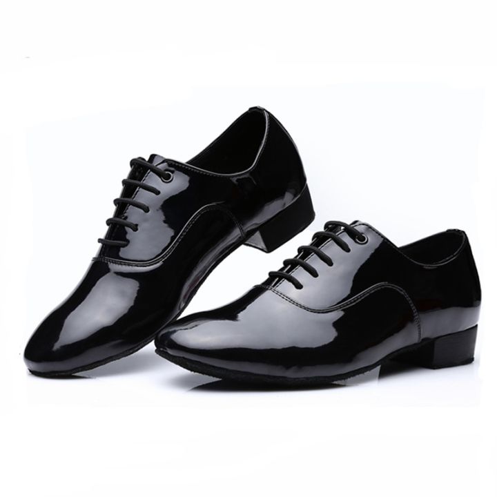 รองเท้าเต้นรำผู้ชายทันสมัย-รองเท้าส้นเตี้ยสีดำเต้นละตินบอลรูมขาว2-5ซม-พื้นรองเท้าทำจากหนังกลับแบบนิ่มซัลซ่า