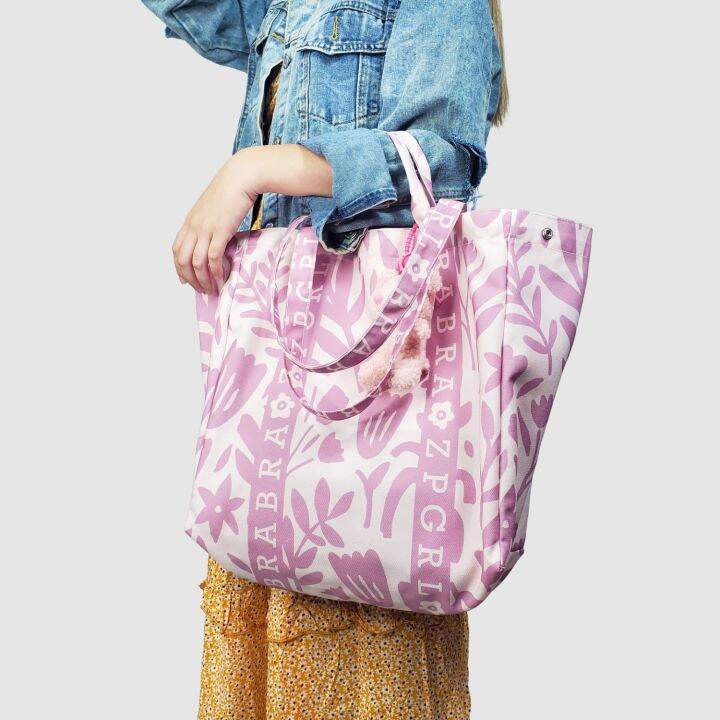 lilly-bag-กระเป๋าผ้าแคนวาสรุ่น-lilly-กระเป๋าสะพายผู้หญิงใบใหญ่-ติดกระดุมข้างปรับทรงได้-สายหิ้วได้-2-แบบ