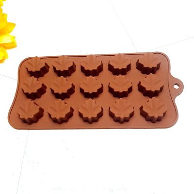 GL-แม่พิมพ์ ซิลิโคน ลายใบไม้ 15 ช่อง สำหรับทำ ขนม ช็อกโกแลต (คละสี) Leaf silicone mold