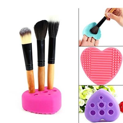 Heart-shaped Silicone Makeup Brush Cleaner Quick Cleaning Makeup Brush With Hole Silicone Scrubbing Pad Dry Brush Holder Tool