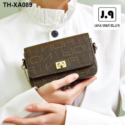 Paul 2023 new light luxury small bread summer retro mini mobile phone packages of leisure female light worn chain bag
