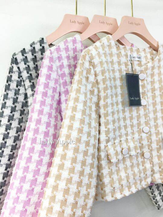 ขายดีเวอร์-งานเสื้อ-chanel-tweed-blouse-คุณภาพเทียบเท่างานแบรนด์-งานสวย-ทรงเป๊ะ-เนื้อผ้าดีค่ะ