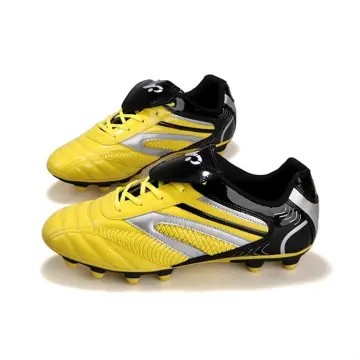 Cheapest football 2025 shoes online